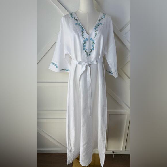 NWT Fanm Mon x Andie Kepez Kaftan Embroidered Dress White 100% Linen
Size Small - Picture 2 of 13